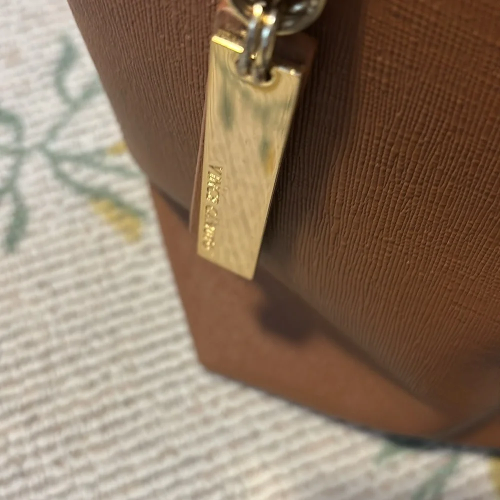 💟 Vince‎ Camuto Handbag 💟